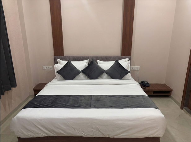 Imagen de la habitación del Hotel Pragya Paradise. Foto 5