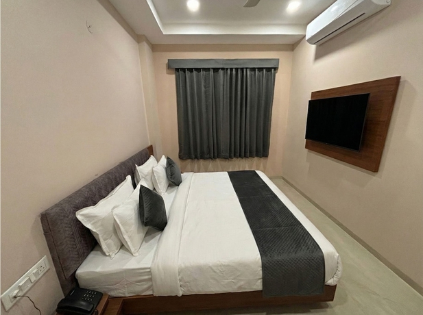 Imagen de la habitación del Hotel Pragya Paradise. Foto 6