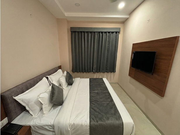Imagen de la habitación del Hotel Pragya Paradise. Foto 8