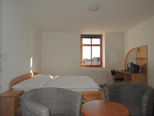 Imagen de la habitación del Hotel Praha, Broumov. Foto 7