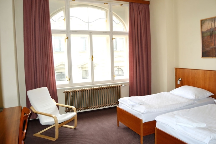 Imagen de la habitación del Hotel Praha. Foto 7