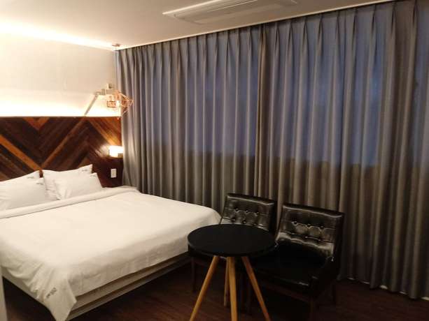 Imagen del bar/restaurante del Hotel Praha Hotel. Foto 2