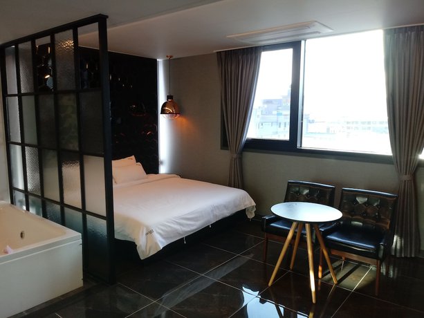Imagen de la habitación del Hotel Praha Hotel. Foto 10