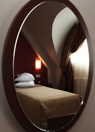 Imagen de la habitación del Hotel Praha, &Uacute;zhgorod. Foto 9