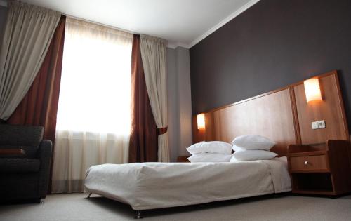 Imagen de la habitación del Hotel Praha, &Uacute;zhgorod. Foto 10