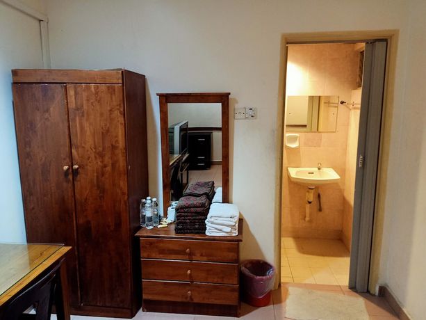 Imagen de la habitación del Hotel Prai Jaya. Foto 2