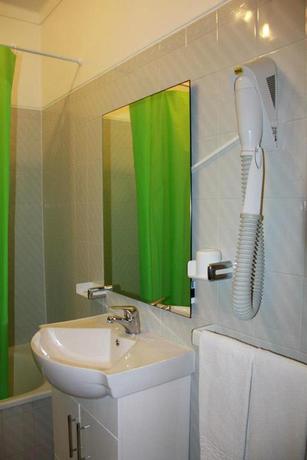 Imagen de la habitación del Hotel Praia Azul. Foto 7