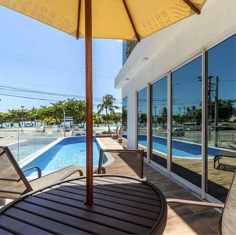 Imagen de la piscina del Hotel Praia Bonita Jangadeiros. Foto 18