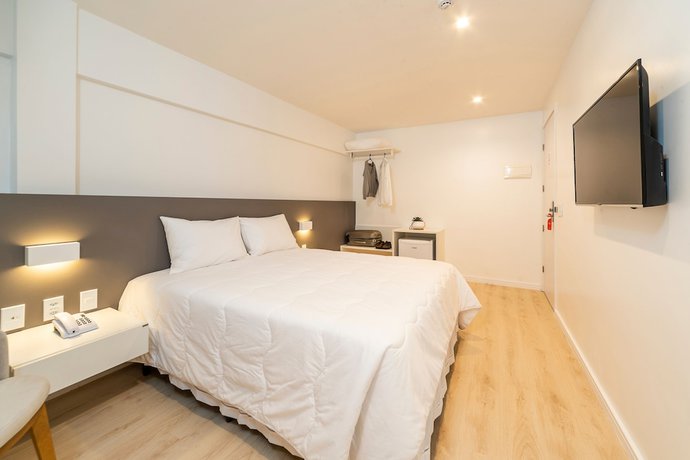 Imagen de la habitación del Hotel Praia Bonita Jangadeiros. Foto 13