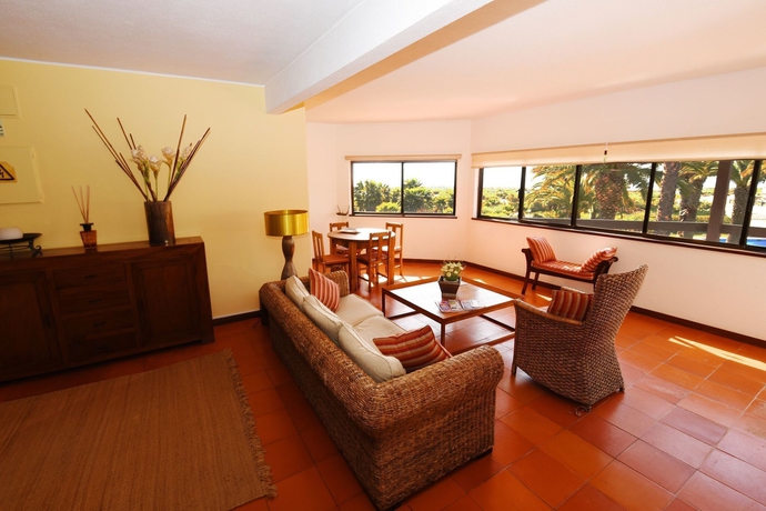 Imagen de los interiores del Hotel Praia Da Lota Resort, Manta Rota. Foto 10