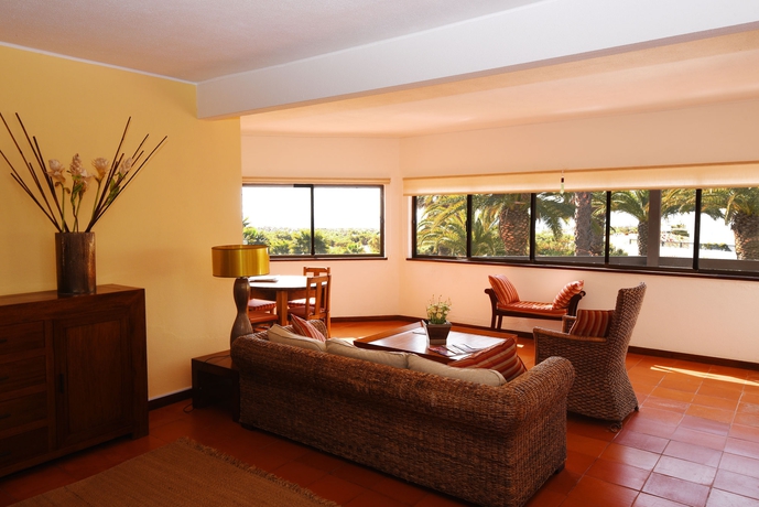 Imagen de los interiores del Hotel Praia Da Lota Resort, Manta Rota. Foto 11