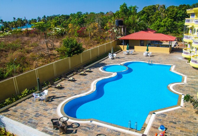 Imagen de la piscina del Hotel Praia Da Oura - Boutique Resort. Foto 31