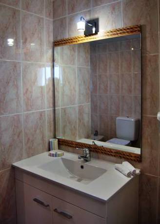 Imagen de la habitación del Hotel Praia Do Burgau - Turismo De Natureza. Foto 11