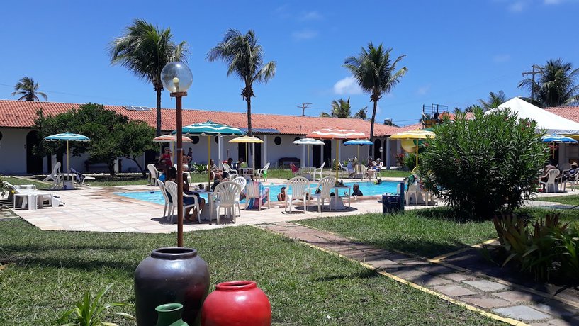 Imagen de la piscina del Hotel Praia Do Conde. Foto 16