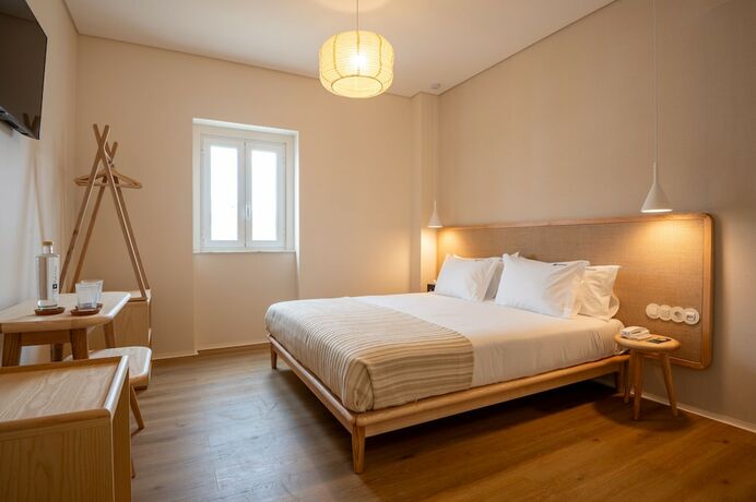 Imagen de la habitación del Hotel Praia FLHs Ericeira. Foto 19