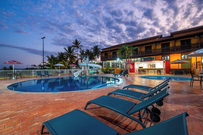 Imagen de la piscina del Hotel Praia Grande, Fund&atilde;o. Foto 11