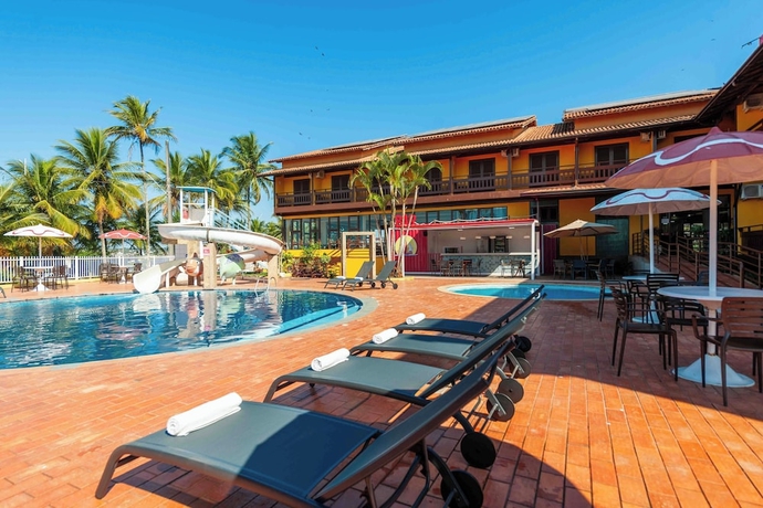 Imagen de la piscina del Hotel Praia Grande, Fund&atilde;o. Foto 12