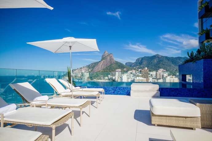 Imagen de la piscina del Hotel Praia Ipanema. Foto 16