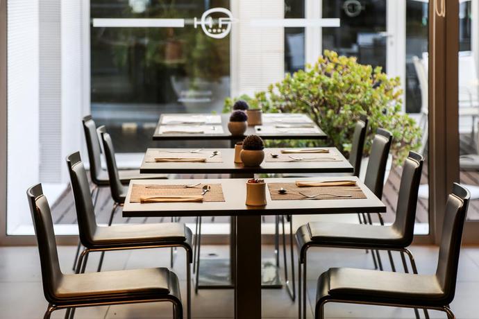 Imagen de los interiores del Hotel Praia, NAZARE. Foto 17