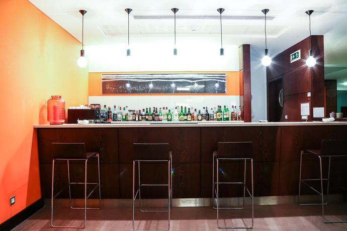 Imagen del bar/restaurante del Hotel Praia, NAZARE. Foto 2