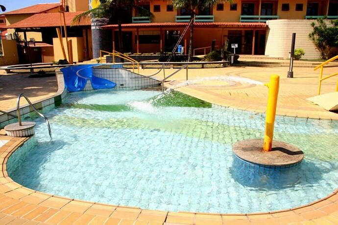 Imagen de la piscina del Hotel Praia Sol, Nova Almeida. Foto 39