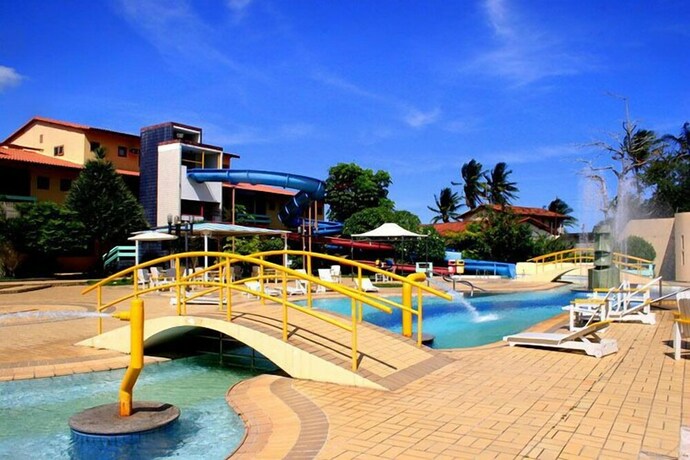 Imagen de la piscina del Hotel Praia Sol, Nova Almeida. Foto 40
