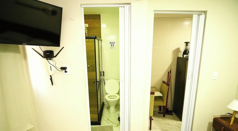 Imagen de la habitación del Hotel Praia Studios. Foto 7