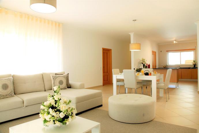 Imagen general del Hotel Praia dEl Rey Golf and Beach Resort - The Village. Foto 6