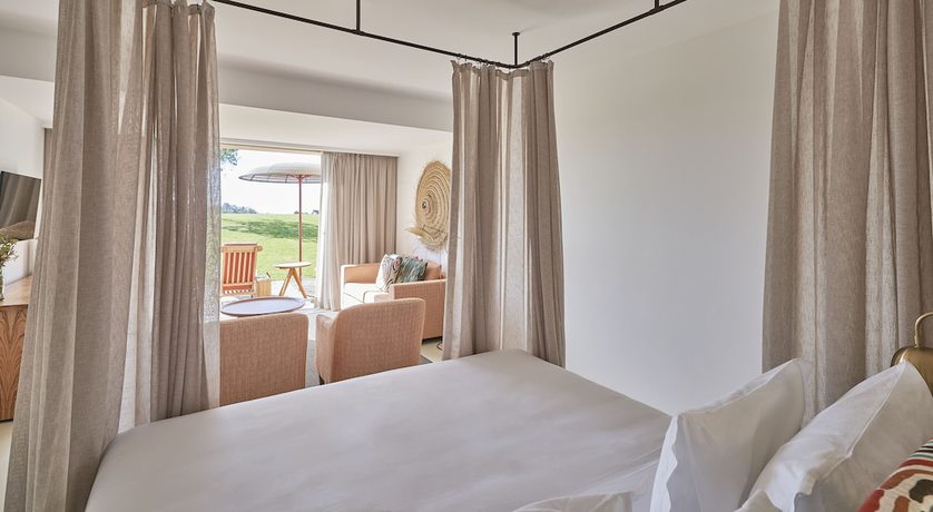 Imagen de la habitación del Hotel Praia do Canal Nature Resort. Foto 6