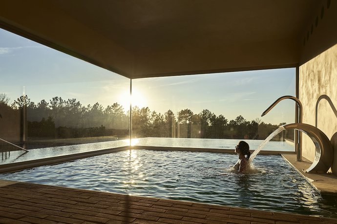 Imagen de la piscina del Hotel Praia do Canal Nature Resort. Foto 16