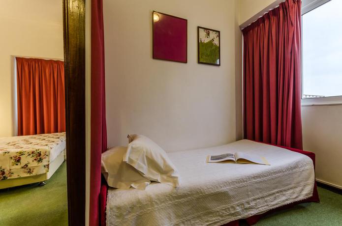 Imagen de la habitación del Hotel Praia do Sol, Costa da Caparica. Foto 9