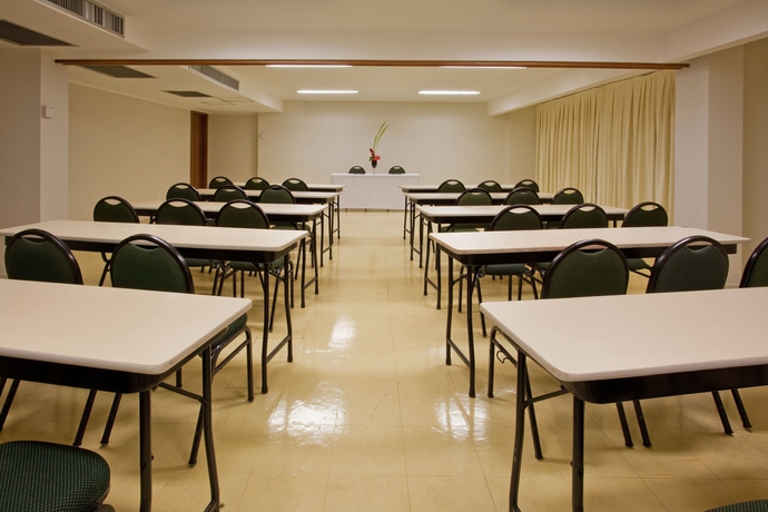 Imagen de los interiores del Hotel Praiamar Express. Foto 14