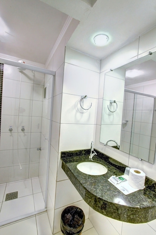 Imagen de la habitación del Hotel Praiamar. Foto 16