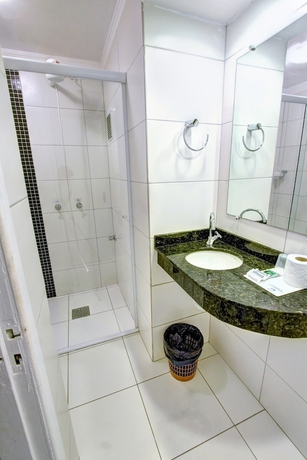 Imagen de la habitación del Hotel Praiamar. Foto 17