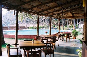 Imagen del bar/restaurante del Hotel Prainha, Goa. Foto 3