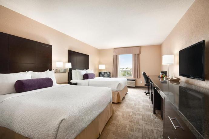 Imagen general del Hotel Prairie Crest Calgary Airport. Foto 13