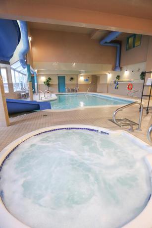Imagen general del Hotel Prairie Crest Calgary Airport. Foto 16