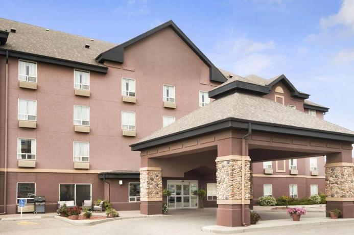 Imagen general del Hotel Prairie Crest Calgary Airport. Foto 18