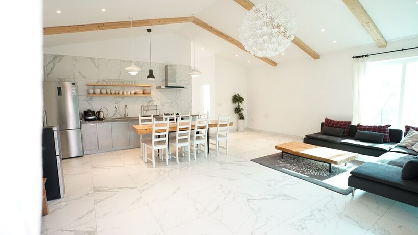 Imagen de la habitación del Hotel Praise Suite. Foto 21