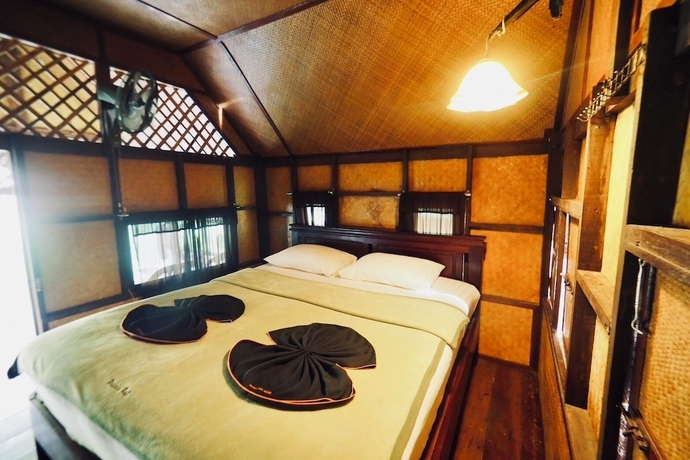 Imagen de la habitación del Hotel PraiwanRaftHouse. Foto 9