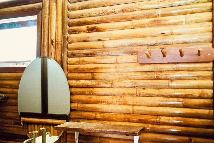 Imagen de la habitación del Hotel PraiwanRaftHouse. Foto 10