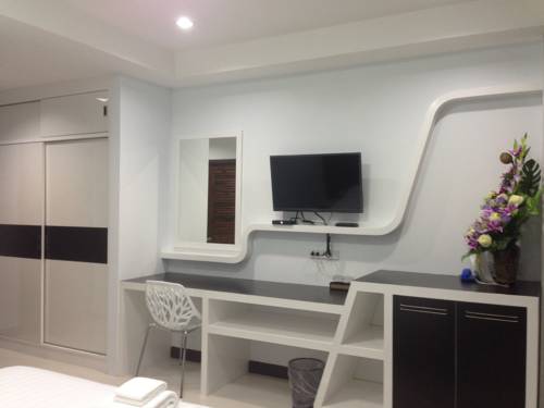 Imagen de la habitación del Hotel Praiyanan Place. Foto 13