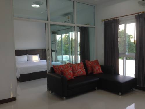 Imagen de la habitación del Hotel Praiyanan Place. Foto 14