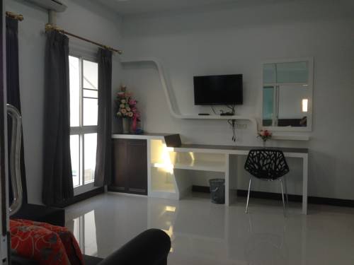 Imagen de la habitación del Hotel Praiyanan Place. Foto 16