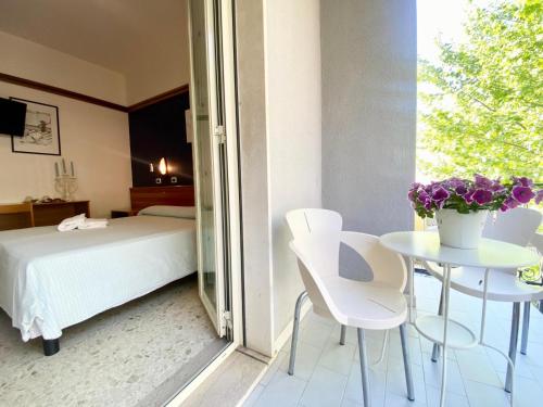 Imagen de la habitación del Hotel Praja Mare. Foto 20