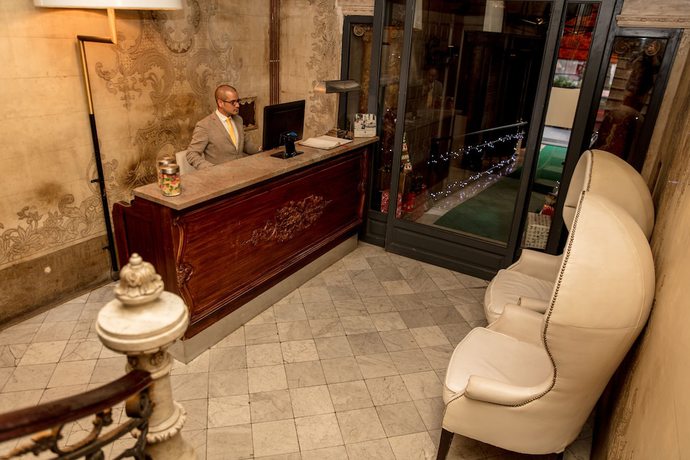 Imagen de los interiores del Hotel Praktik Rambla. Foto 8