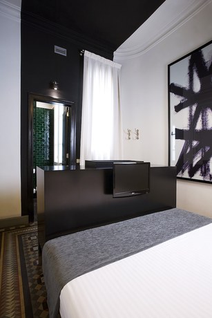 Imagen de la habitación del Hotel Praktik Rambla. Foto 5