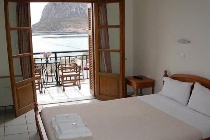 Imagen de la habitación del Hotel Pramataris. Foto 8