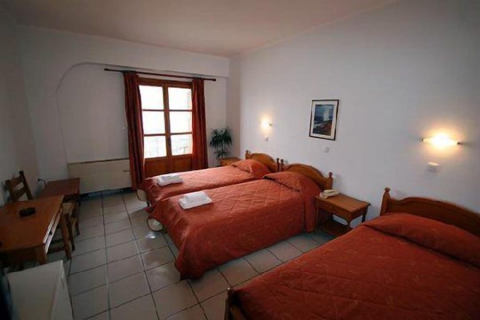 Imagen de la habitación del Hotel Pramataris. Foto 9
