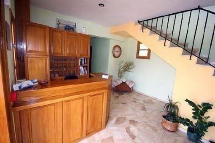 Imagen de los interiores del Hotel Pramataris. Foto 19